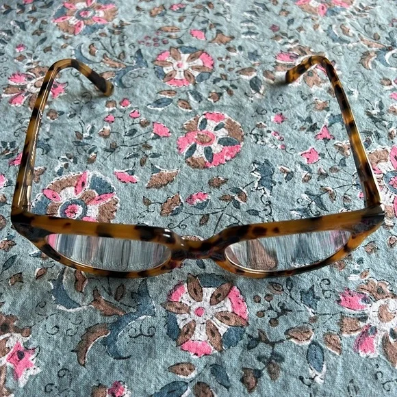 Anthropologie Readers +2.00 - Picture 2 of 5